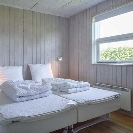 펜션 Lovely Home In Haderslev With Sauna 하데르슬레우