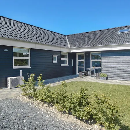 Beautiful Home In Haderslev With Kitchen Holiday home Rade