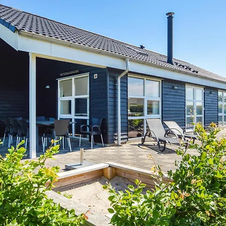 Lovely Home In Haderslev With Sauna *